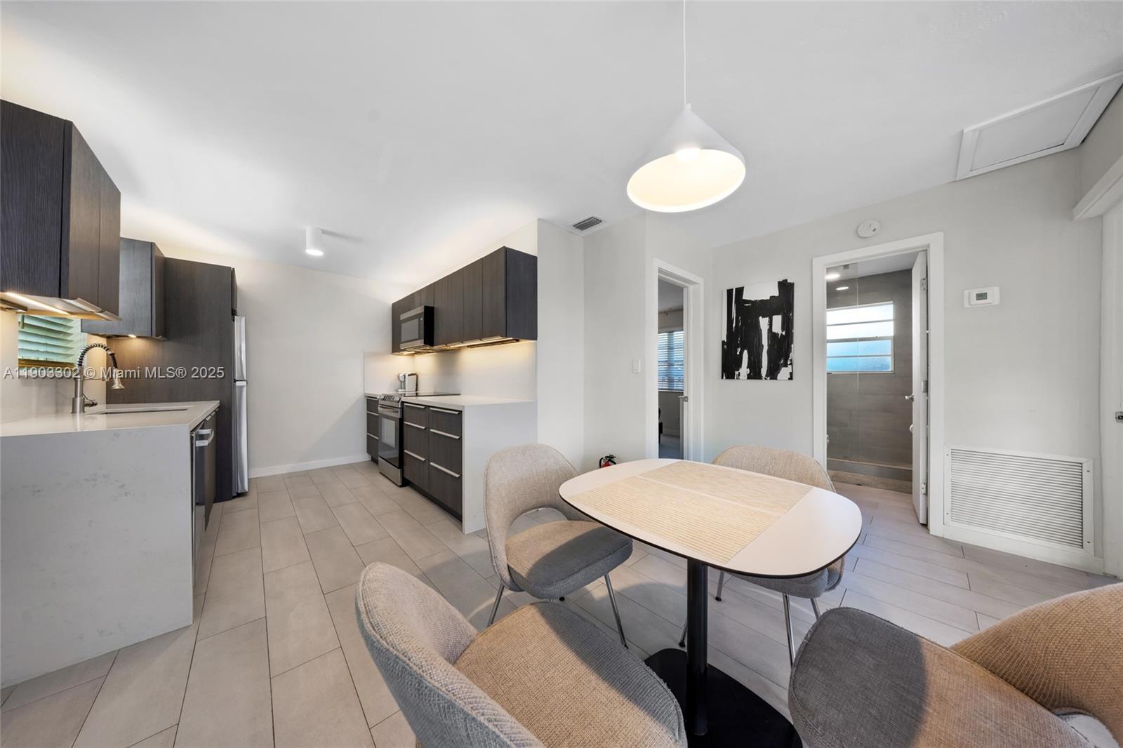 WILTON MANORS - Residential Lease