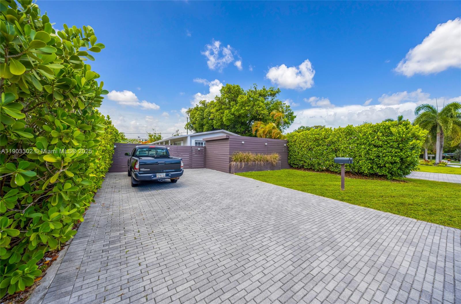 WILTON MANORS - Residential Lease