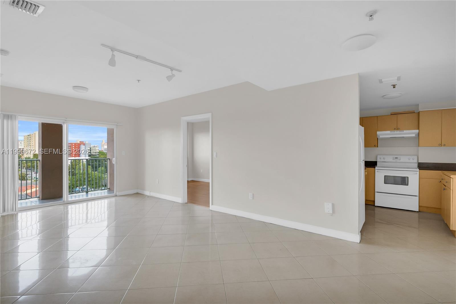 SHAMROCK BY THE GABLES CO - Residential