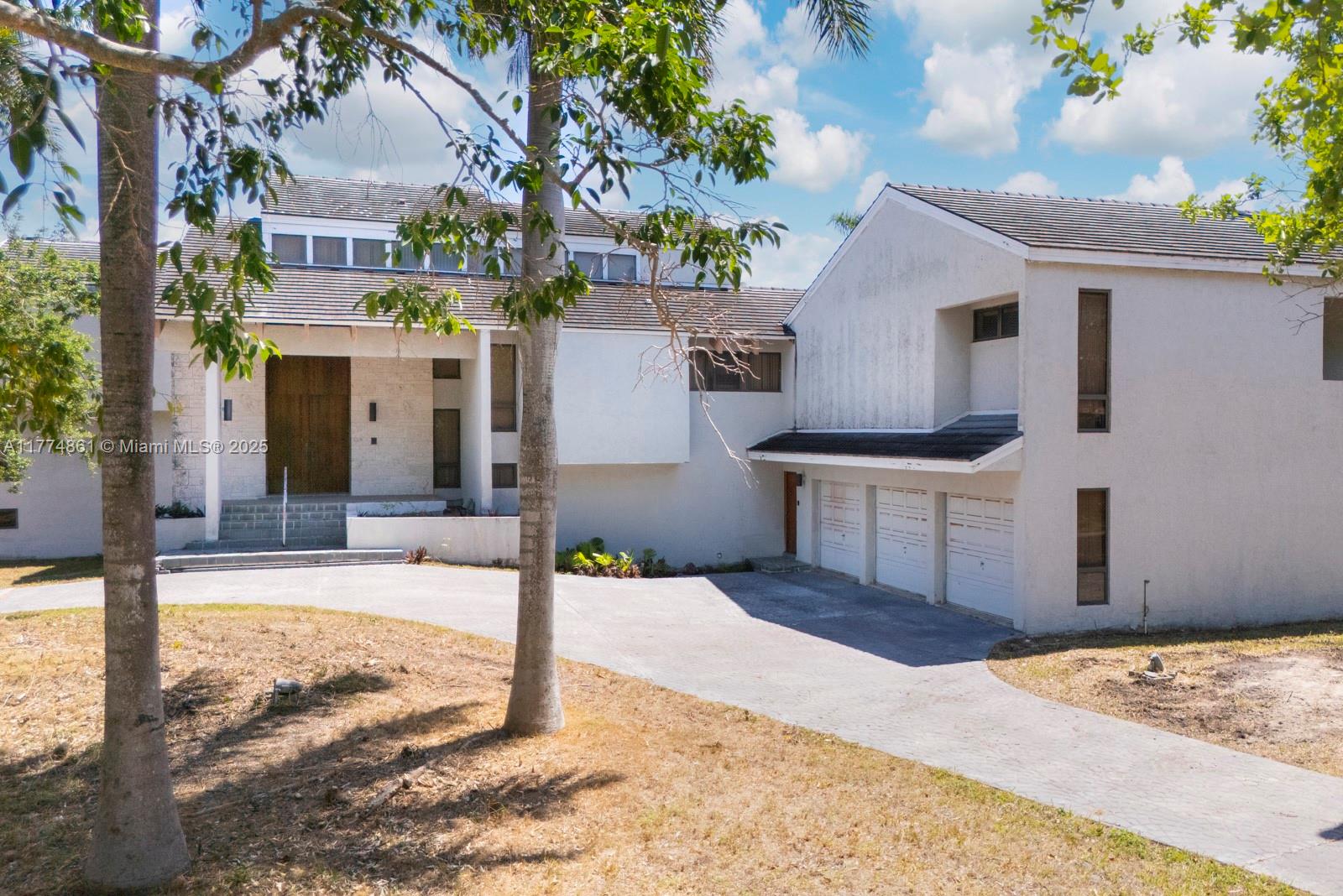 GABLES ESTATES NO 2 - Residential