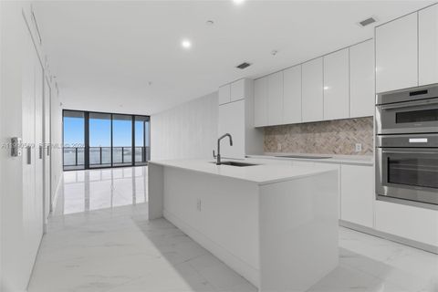 711 NE 23 TERRACE 3906 Miami FL 33137