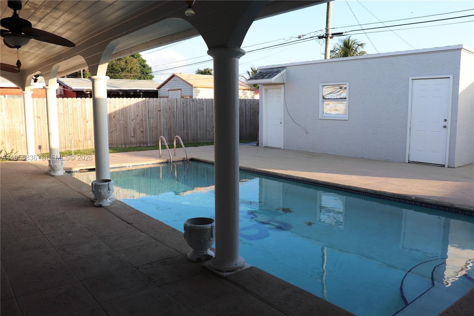 HERITAGE HOMES - Residential