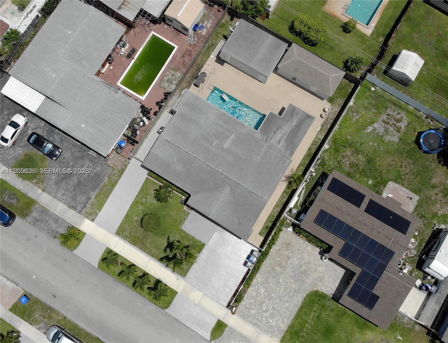 HERITAGE HOMES - Residential