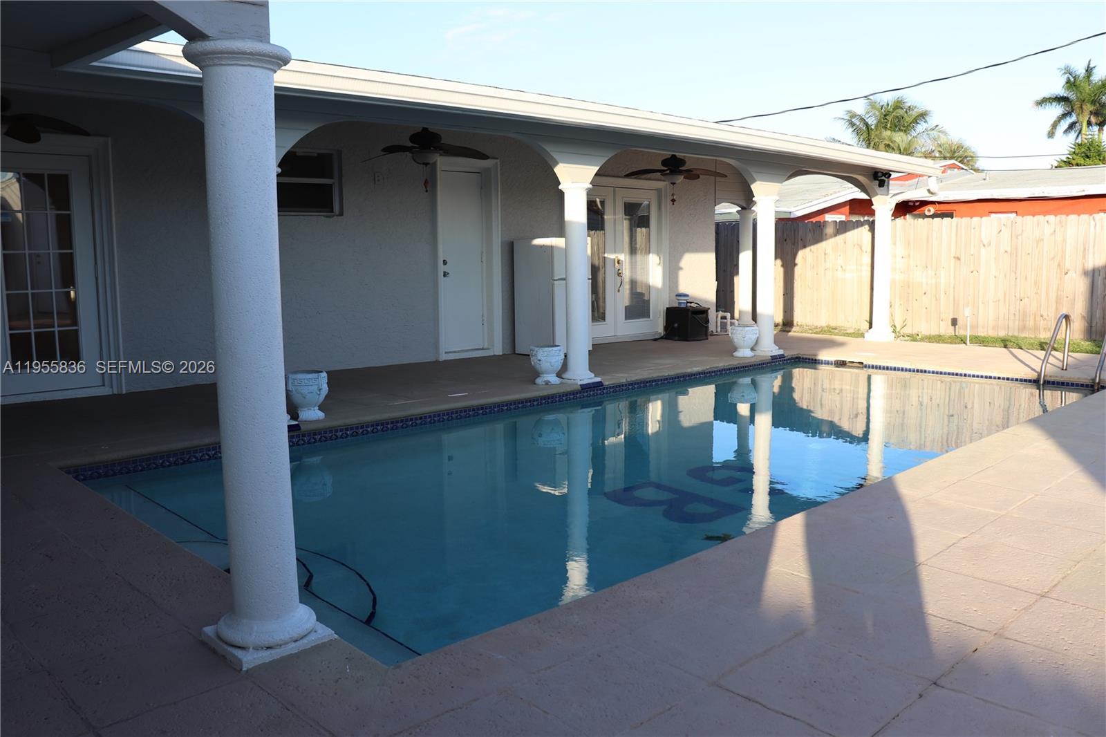 HERITAGE HOMES - Residential