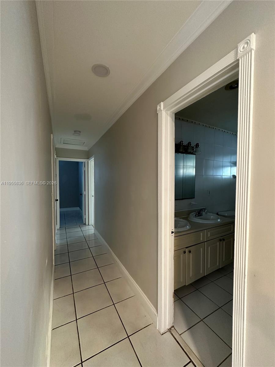 HERITAGE HOMES - Residential