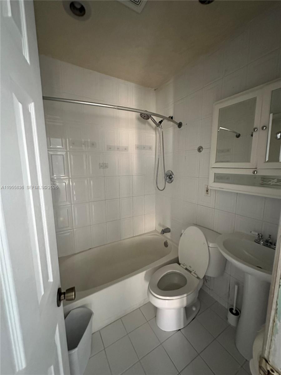 HERITAGE HOMES - Residential