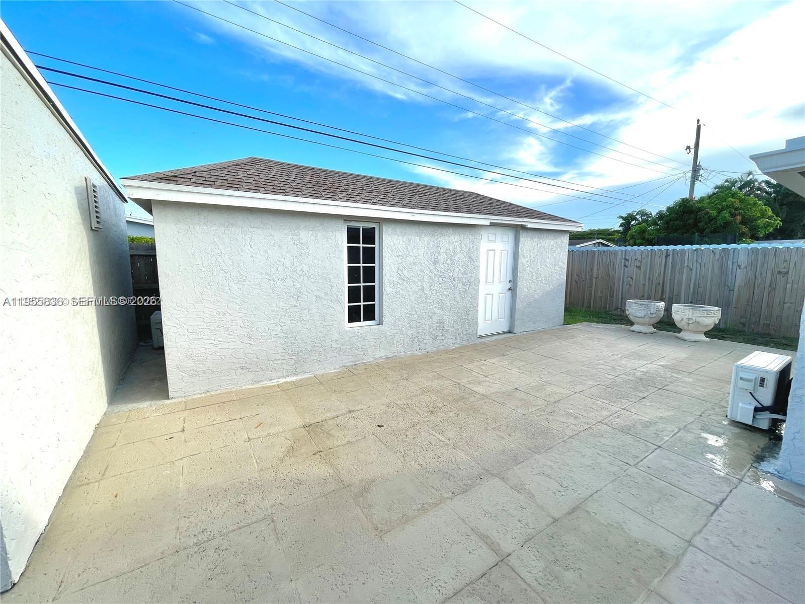 HERITAGE HOMES - Residential