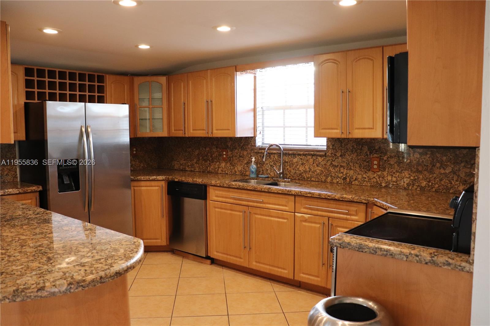 HERITAGE HOMES - Residential