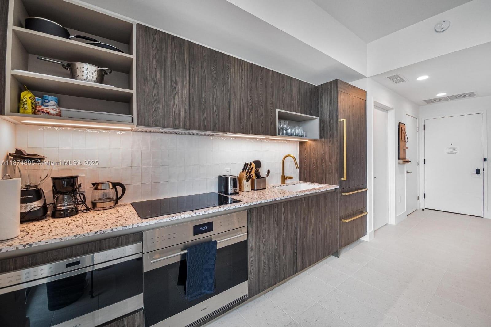 Natiivo / Gale Residences - Residential