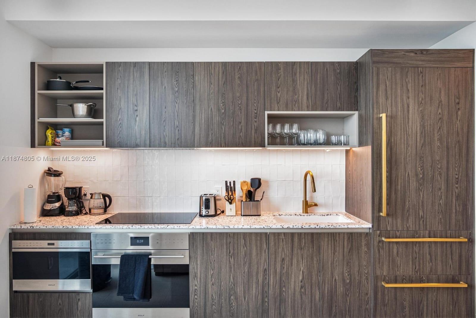 Natiivo / Gale Residences - Residential