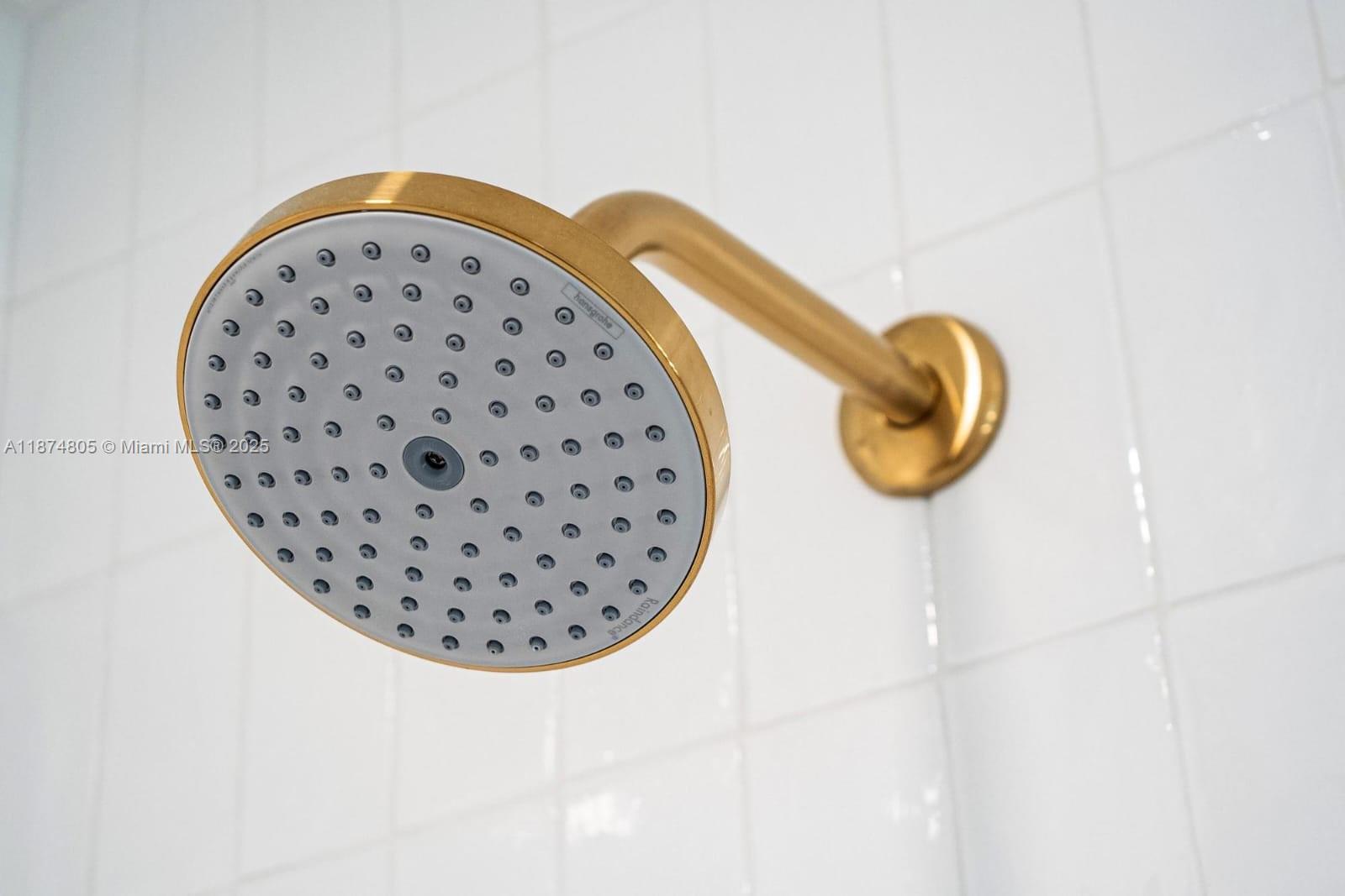 Natiivo / Gale Residences - Residential