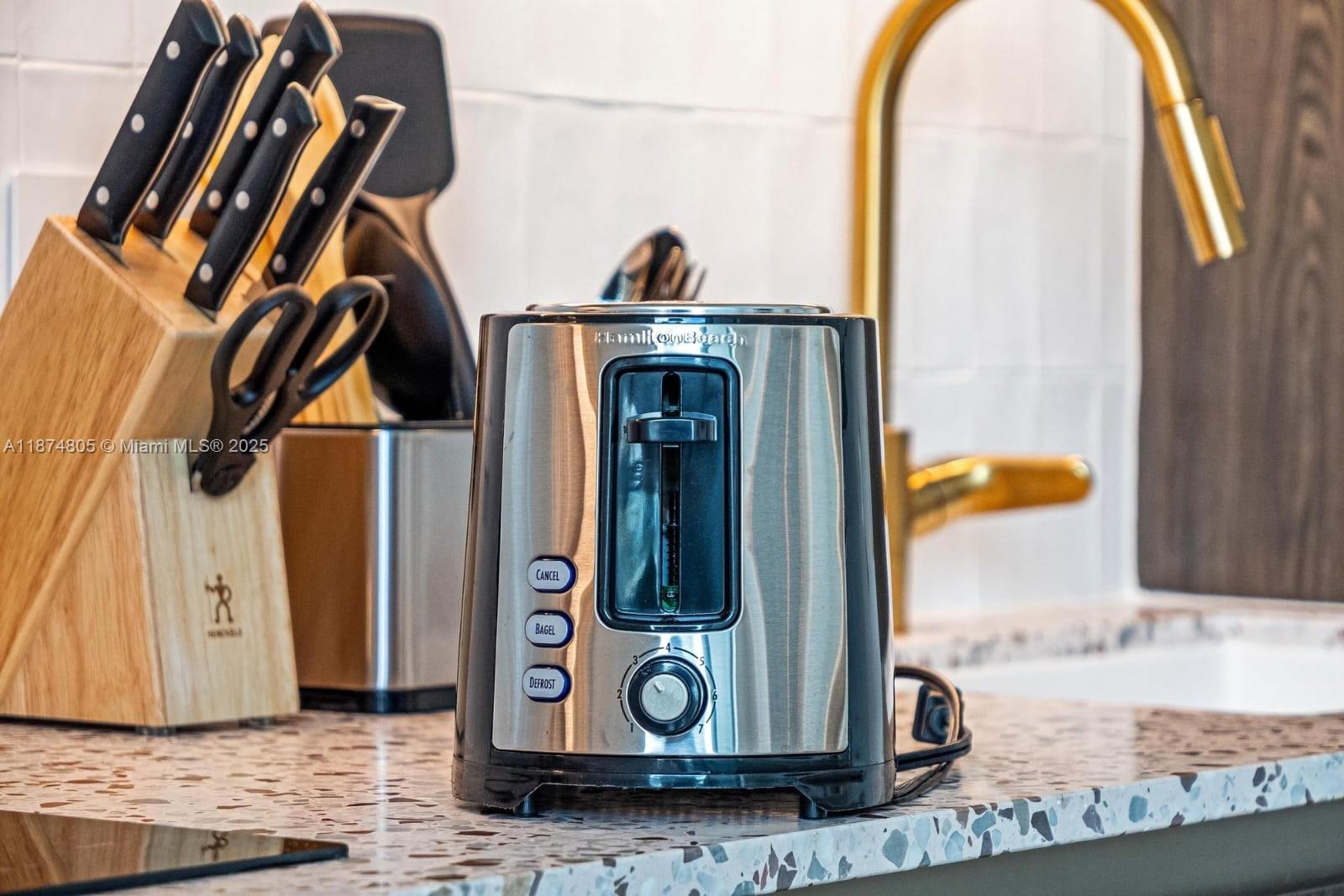 Natiivo / Gale Residences - Residential