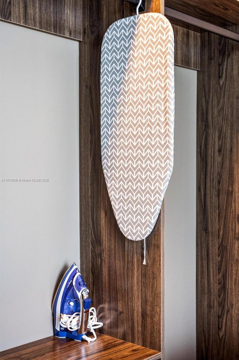 Natiivo / Gale Residences - Residential