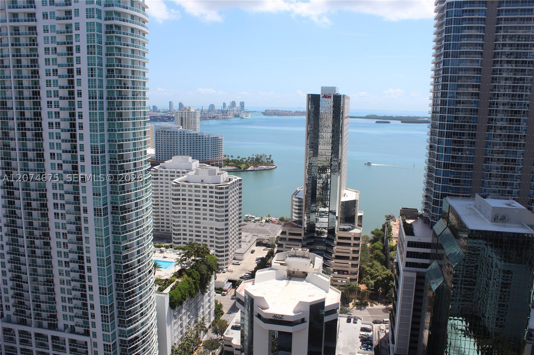 1010 Brickell Ave 3403