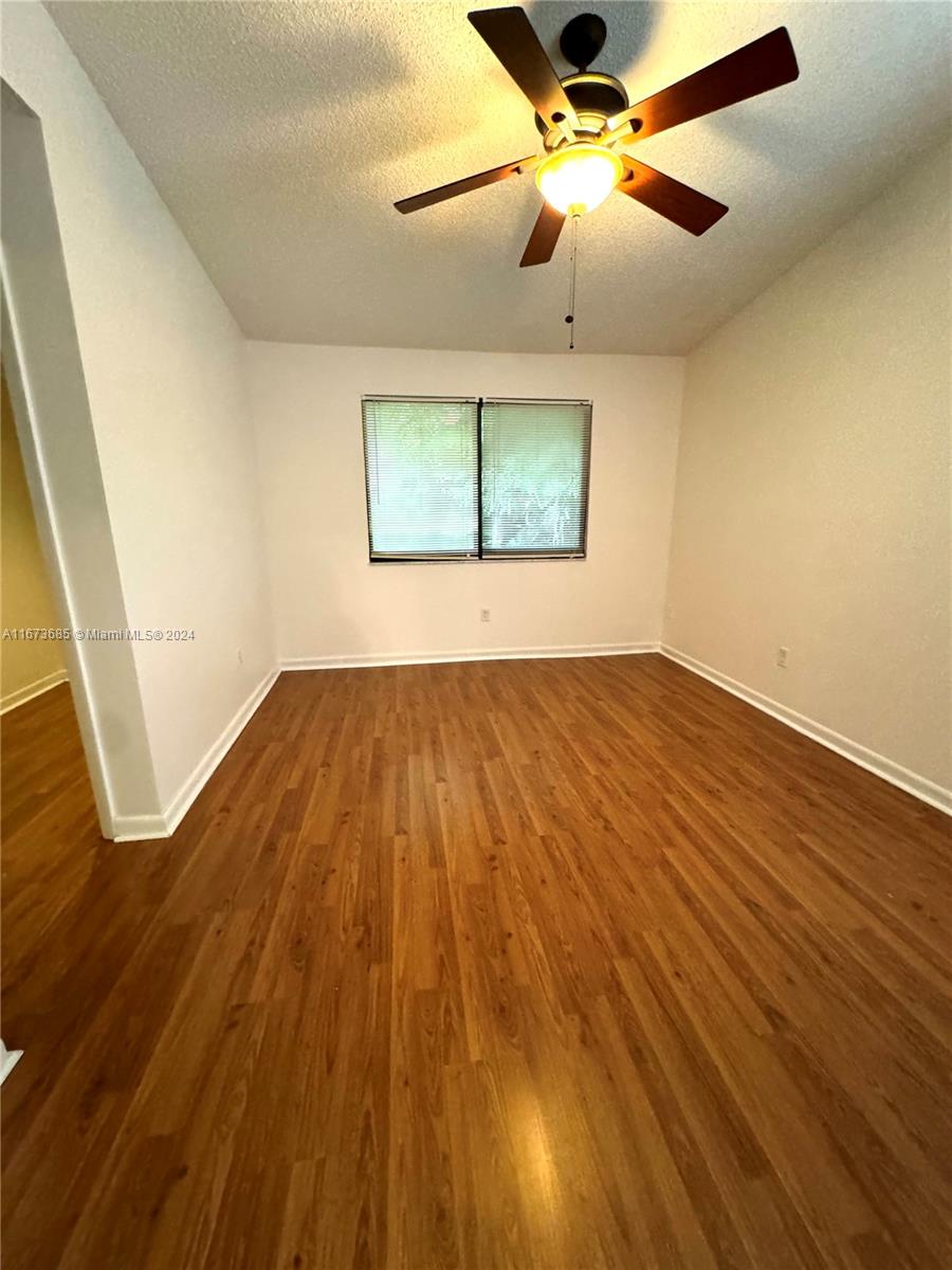 CASA VERDE CONDO - Residential