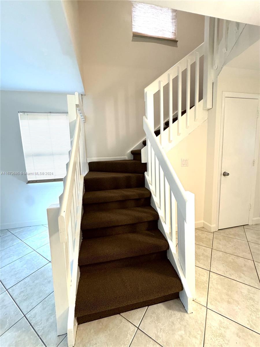 CASA VERDE CONDO - Residential