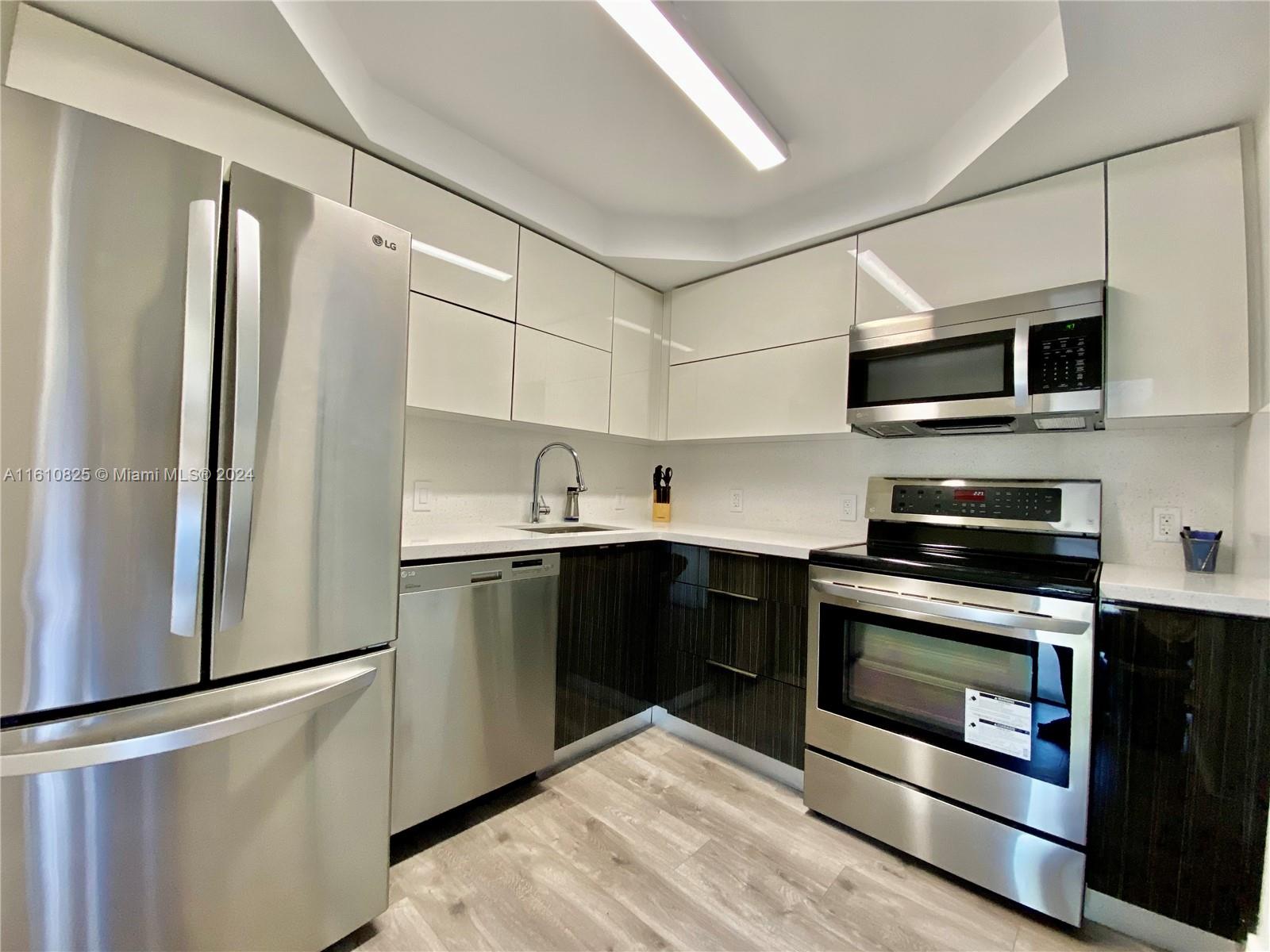 ENSENADA CONDO BLDG E-II - Residential