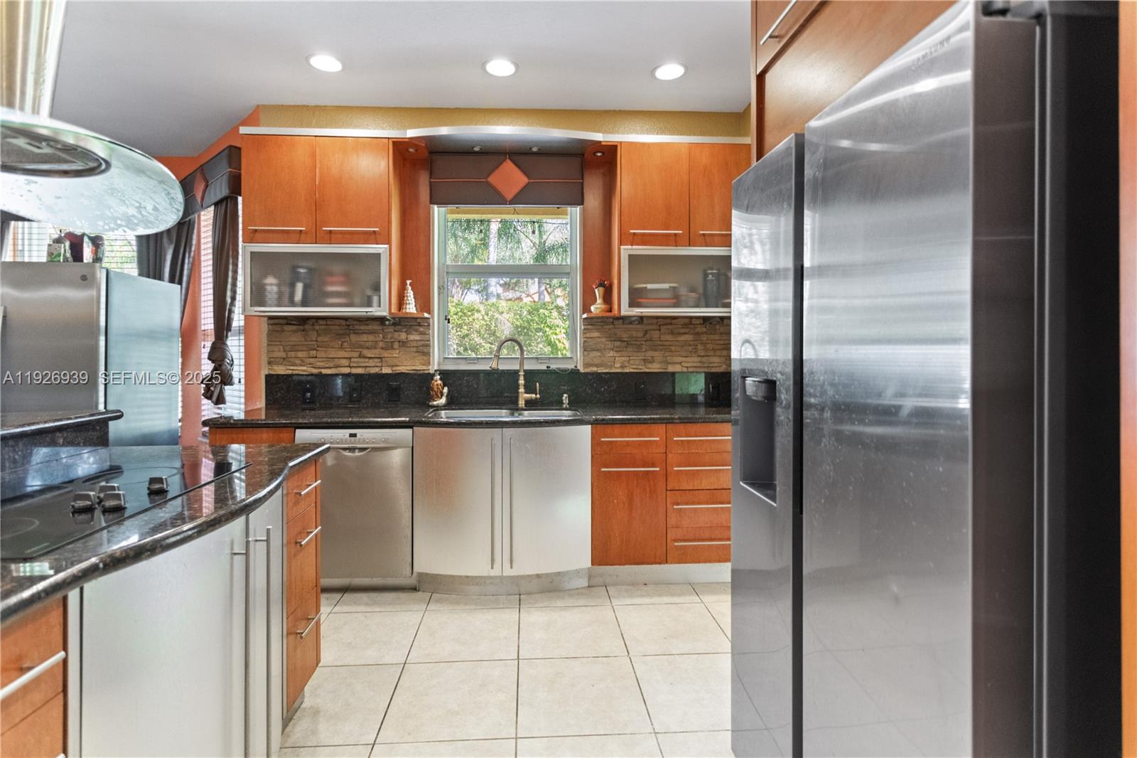 RIVIERA ISLES II - Residential