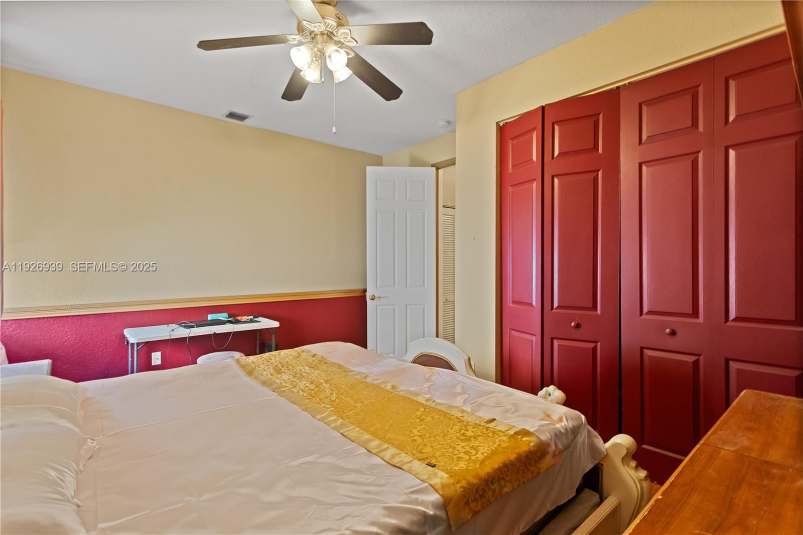 RIVIERA ISLES II - Residential