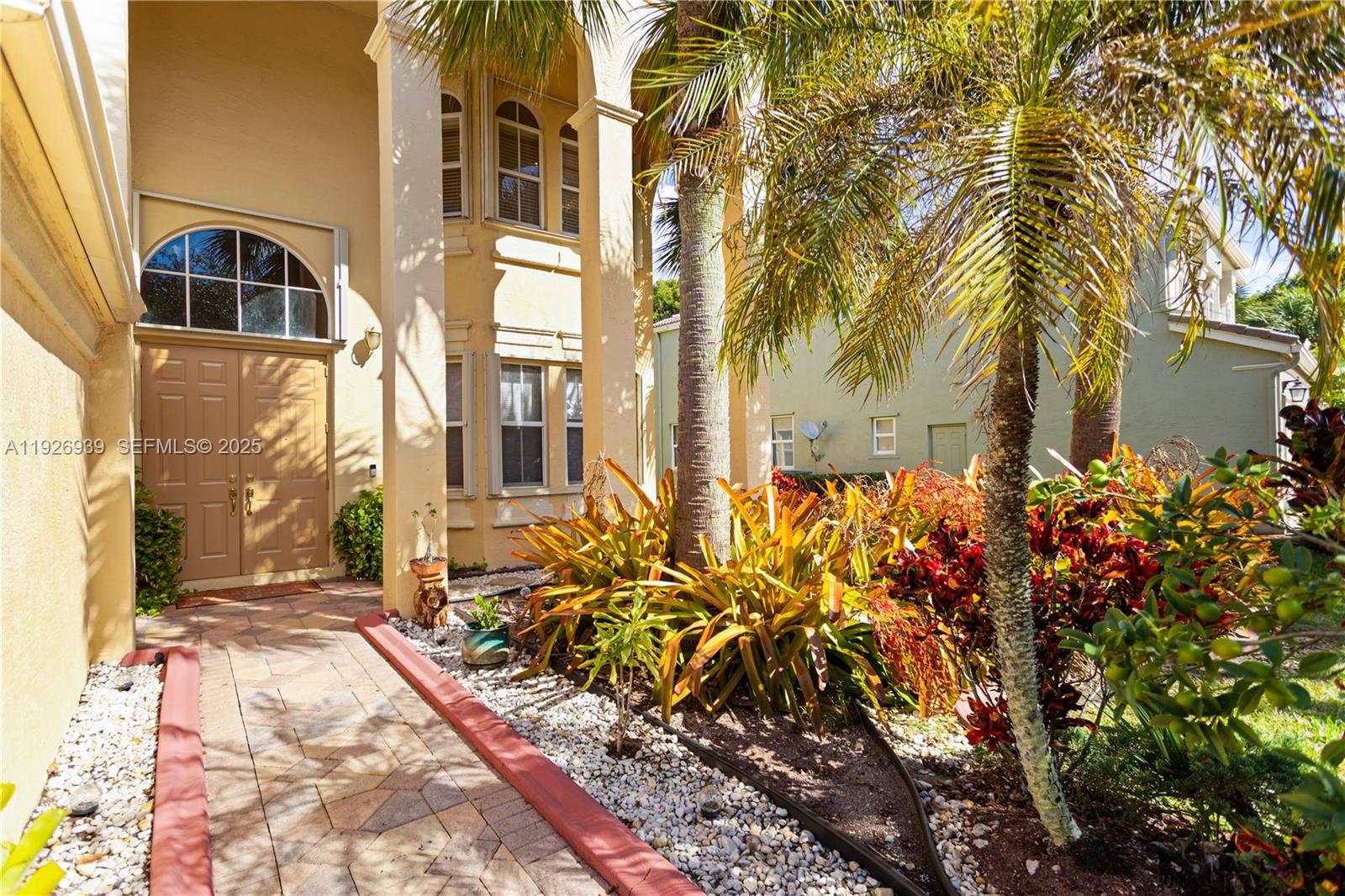 RIVIERA ISLES II - Residential