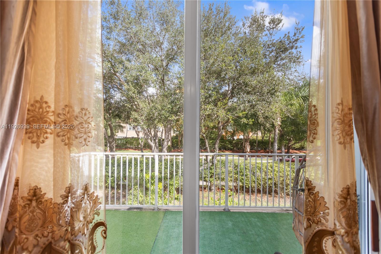 RIVIERA ISLES II - Residential