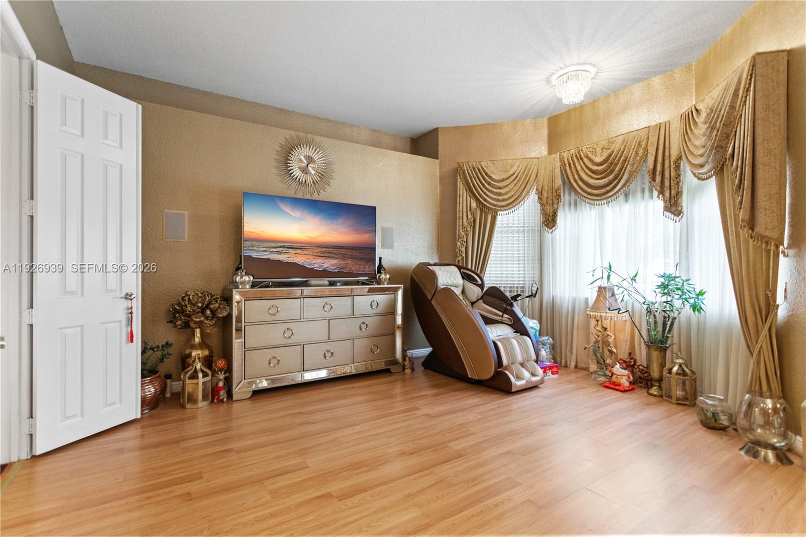 RIVIERA ISLES II - Residential