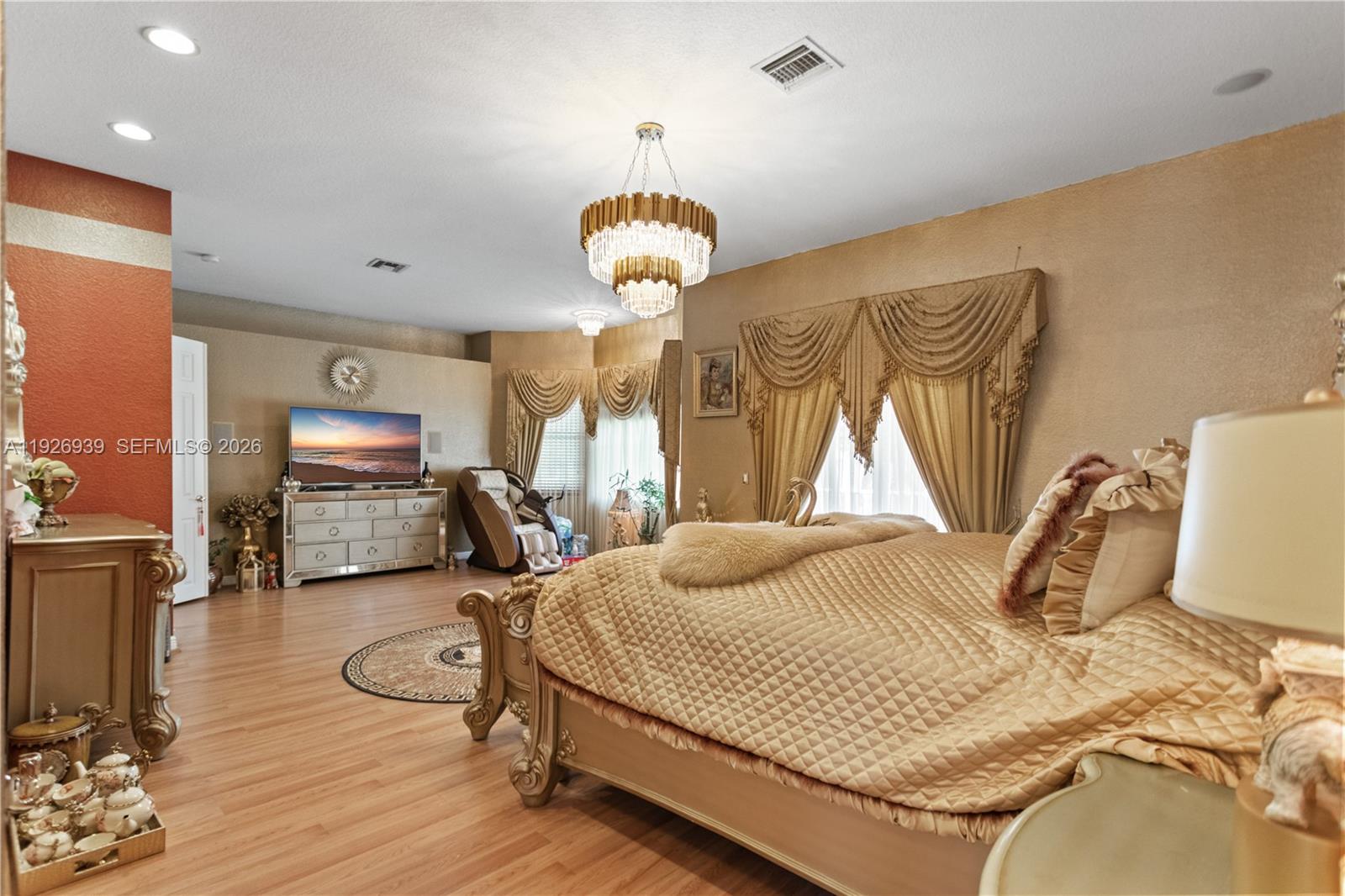 RIVIERA ISLES II - Residential