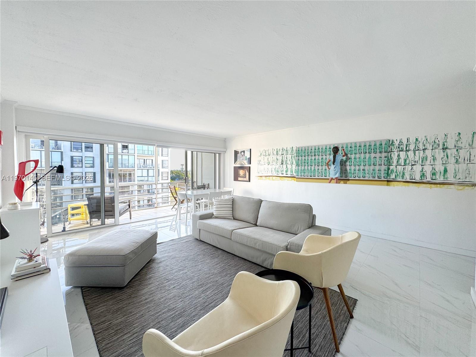 CRANDON TOWER CONDO - Residential