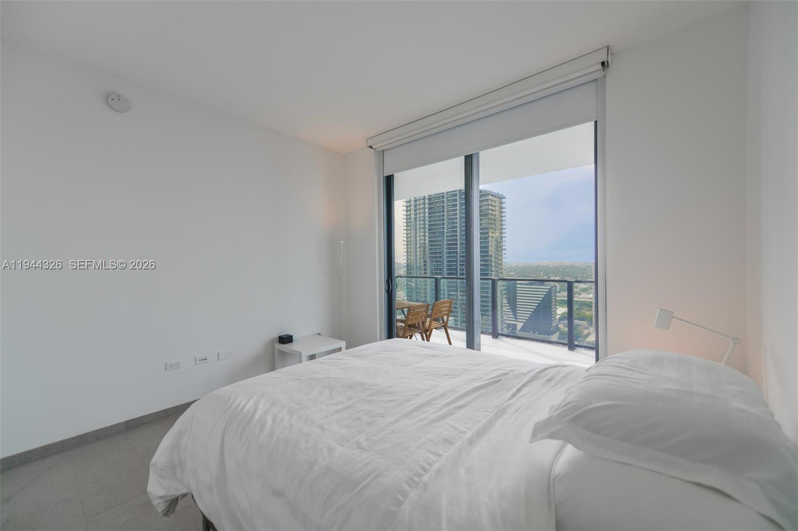 REACH CONDO - Residential Lease