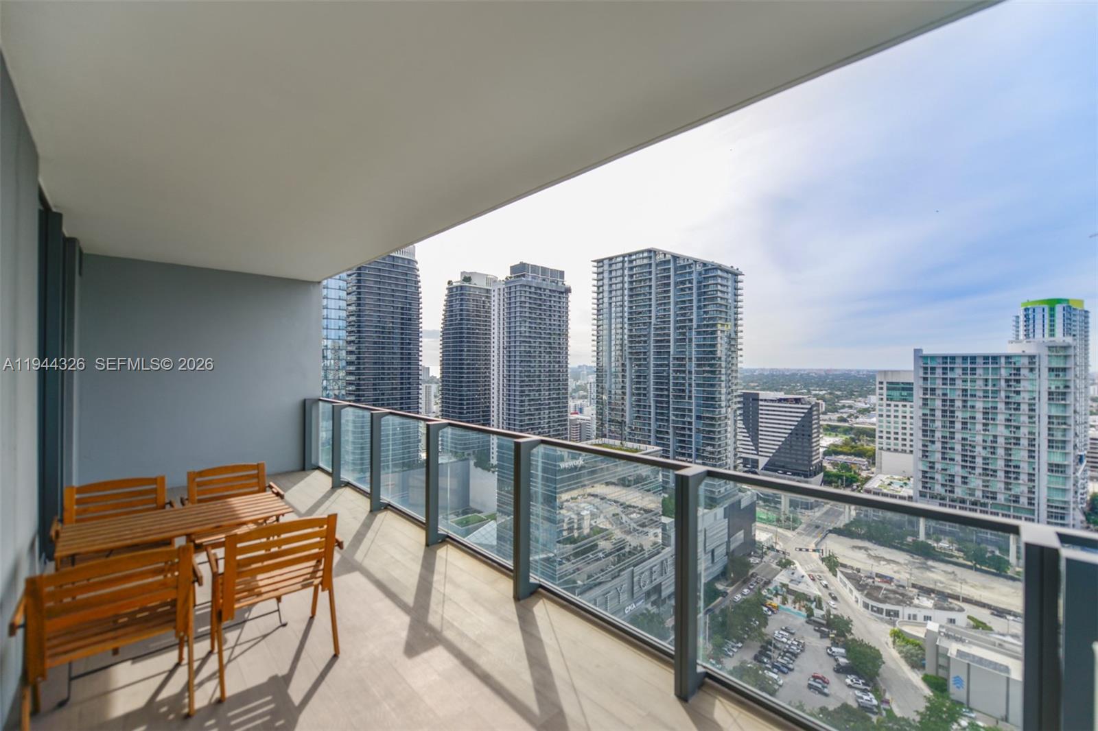 REACH CONDO - Residential Lease