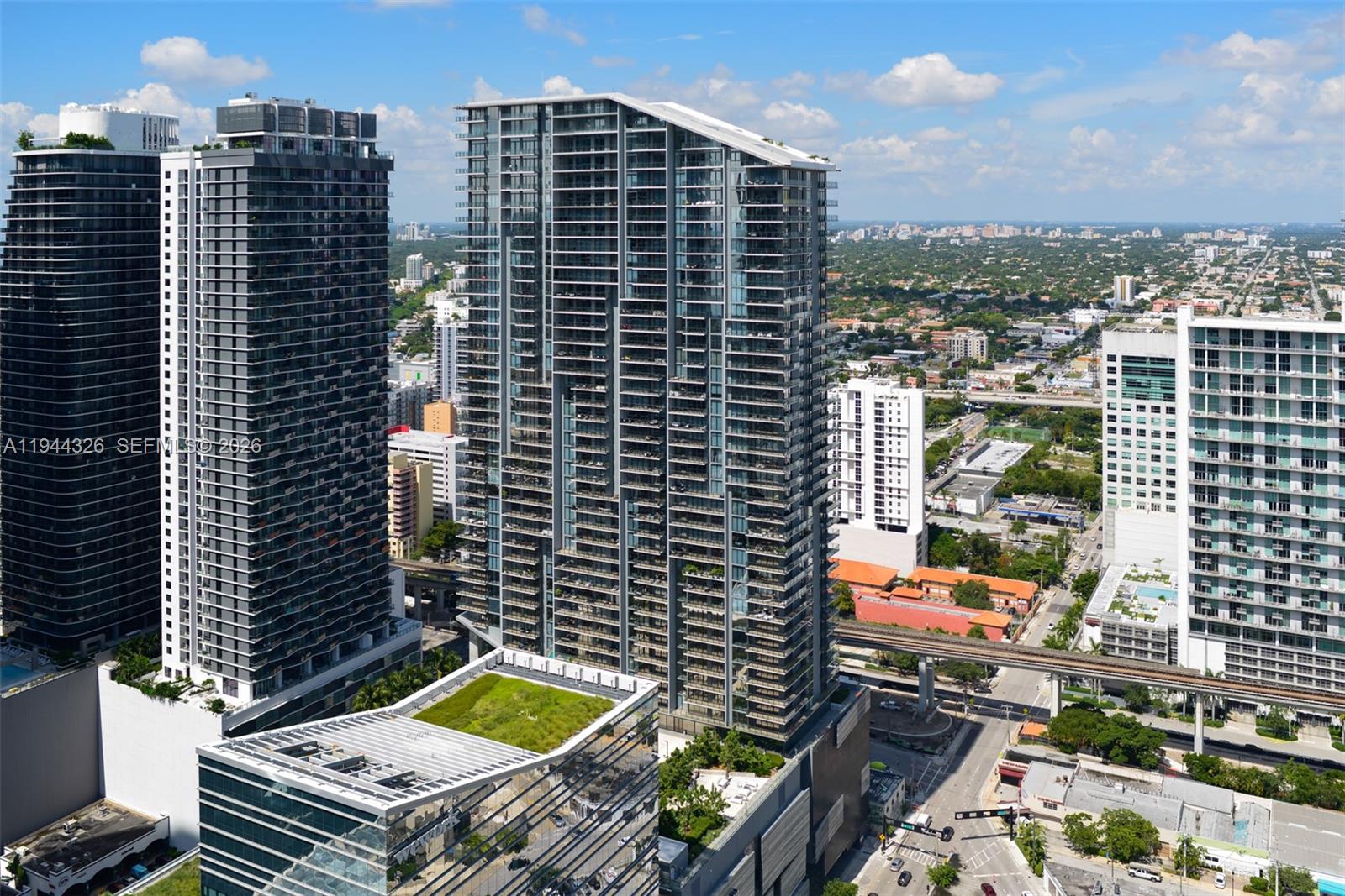 REACH CONDO - Residential Lease