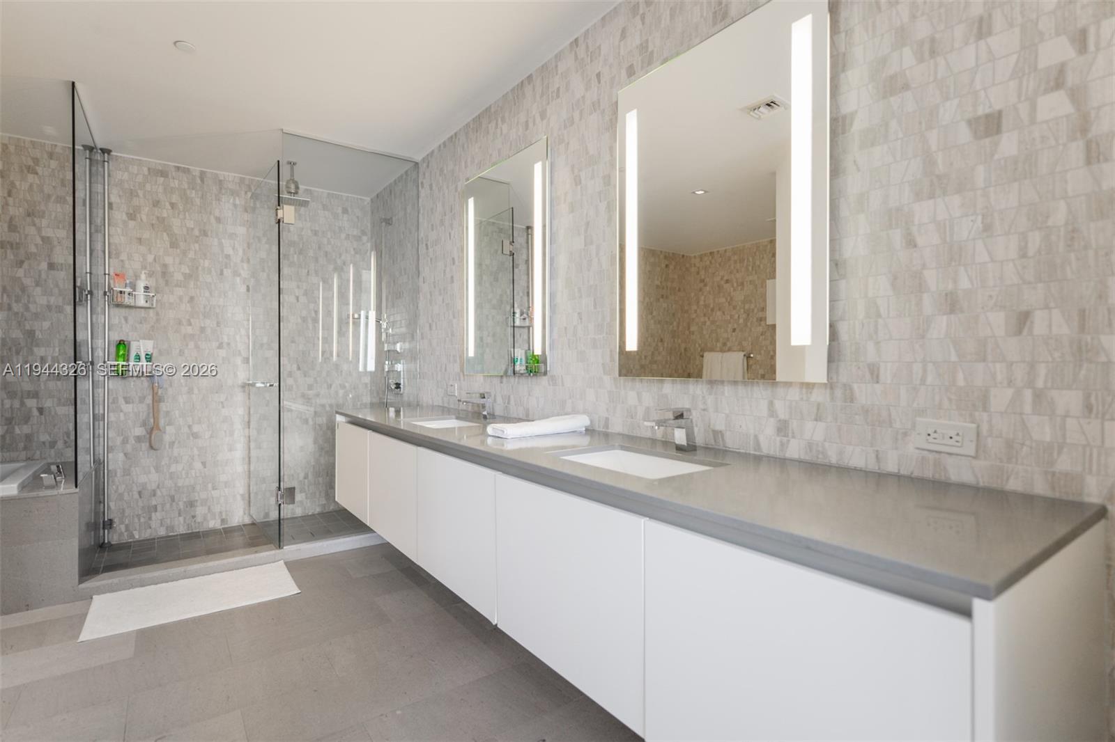 REACH CONDO - Residential Lease