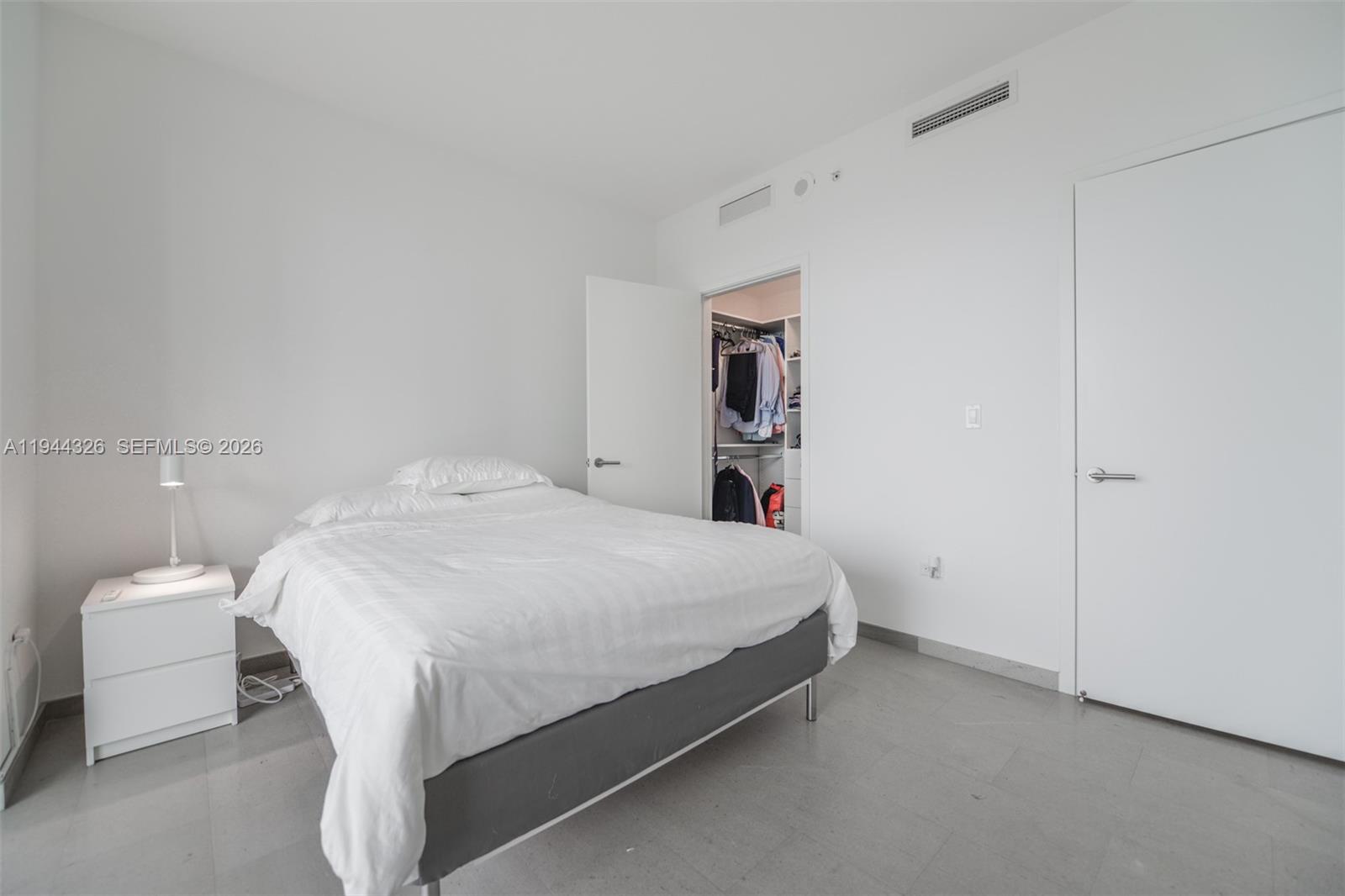 REACH CONDO - Residential Lease