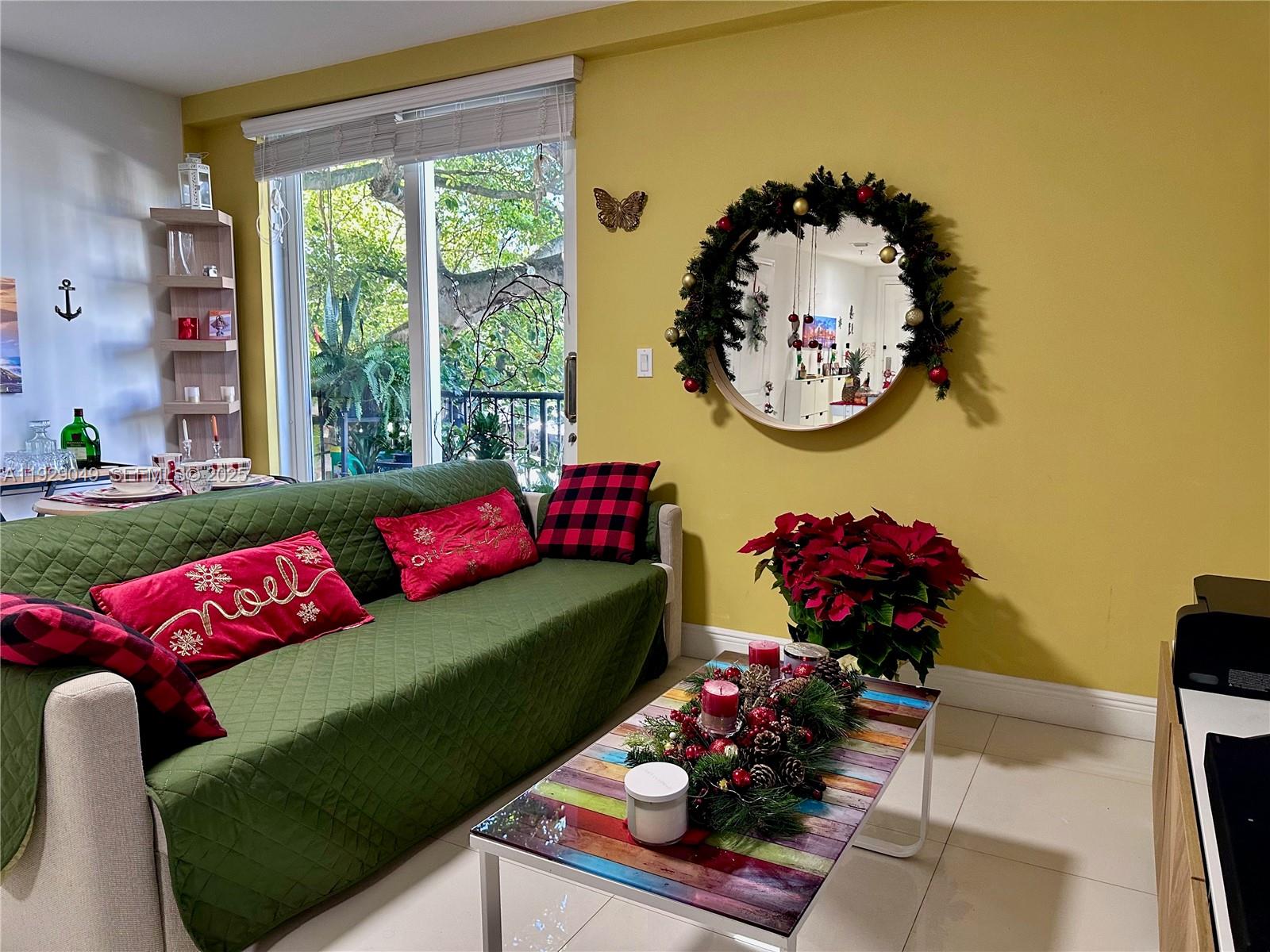 BRICKELL WAY CONDO - Residential