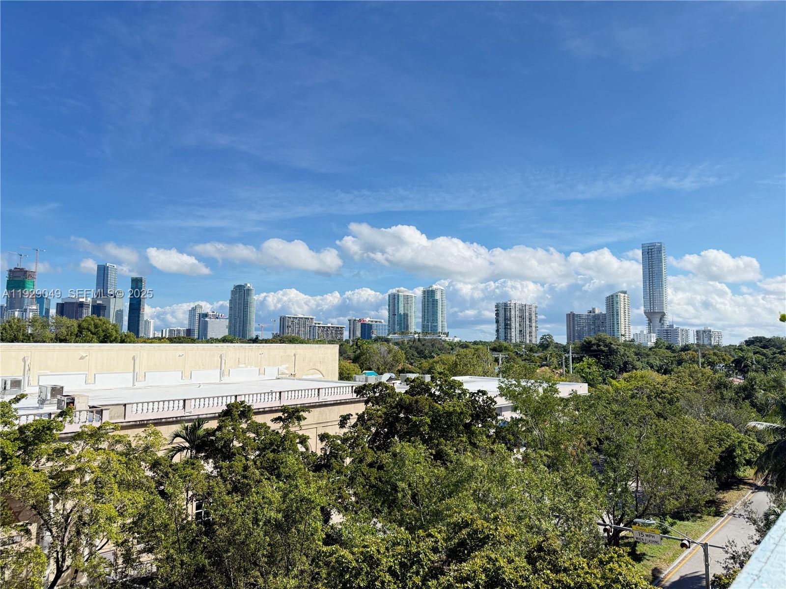 BRICKELL WAY CONDO - Residential