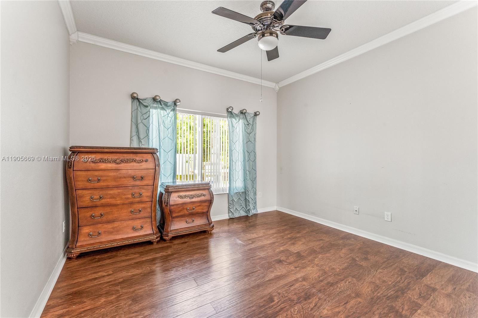 GEORGIA COVE - Residential