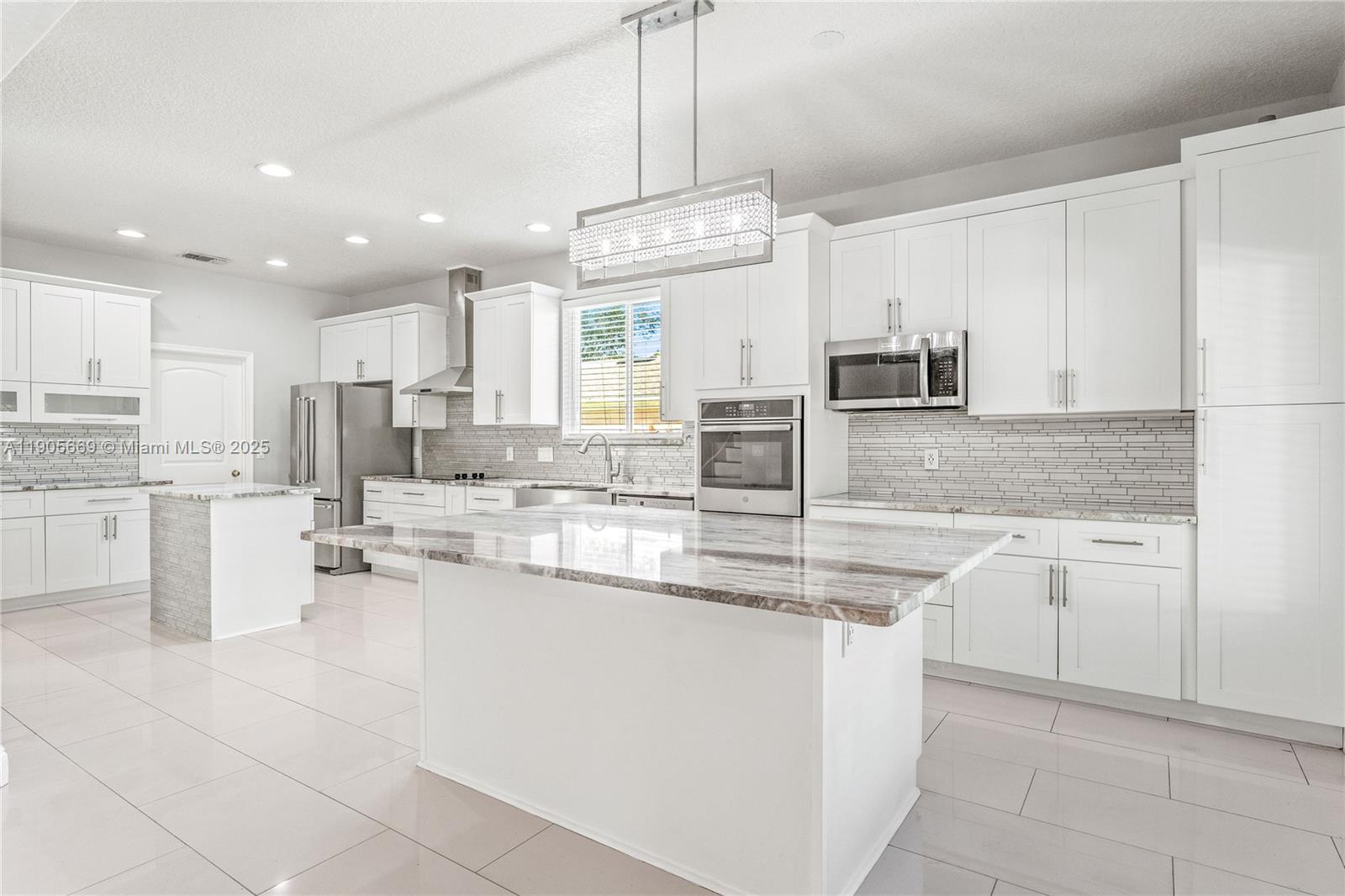 GEORGIA COVE - Residential