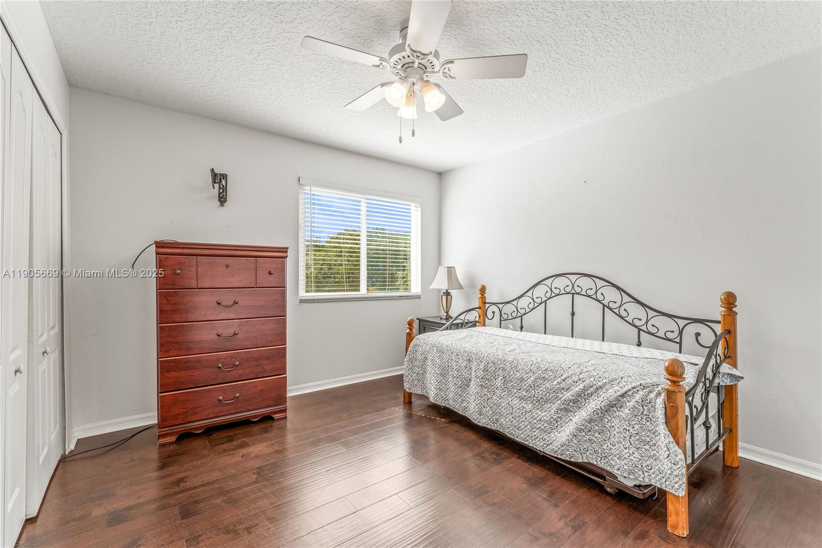 GEORGIA COVE - Residential