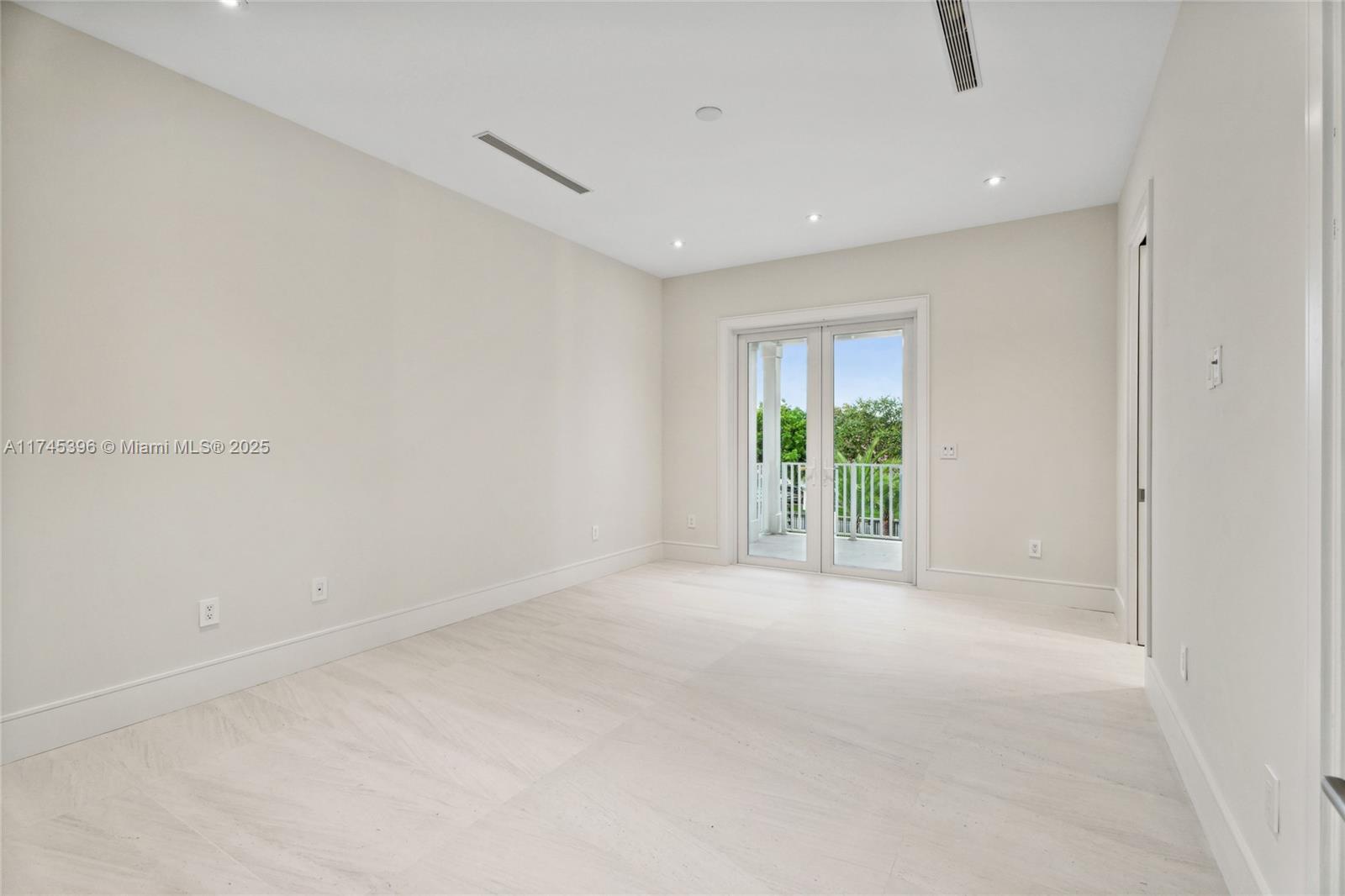 SOUTH MITCHELL MANORS - Residential