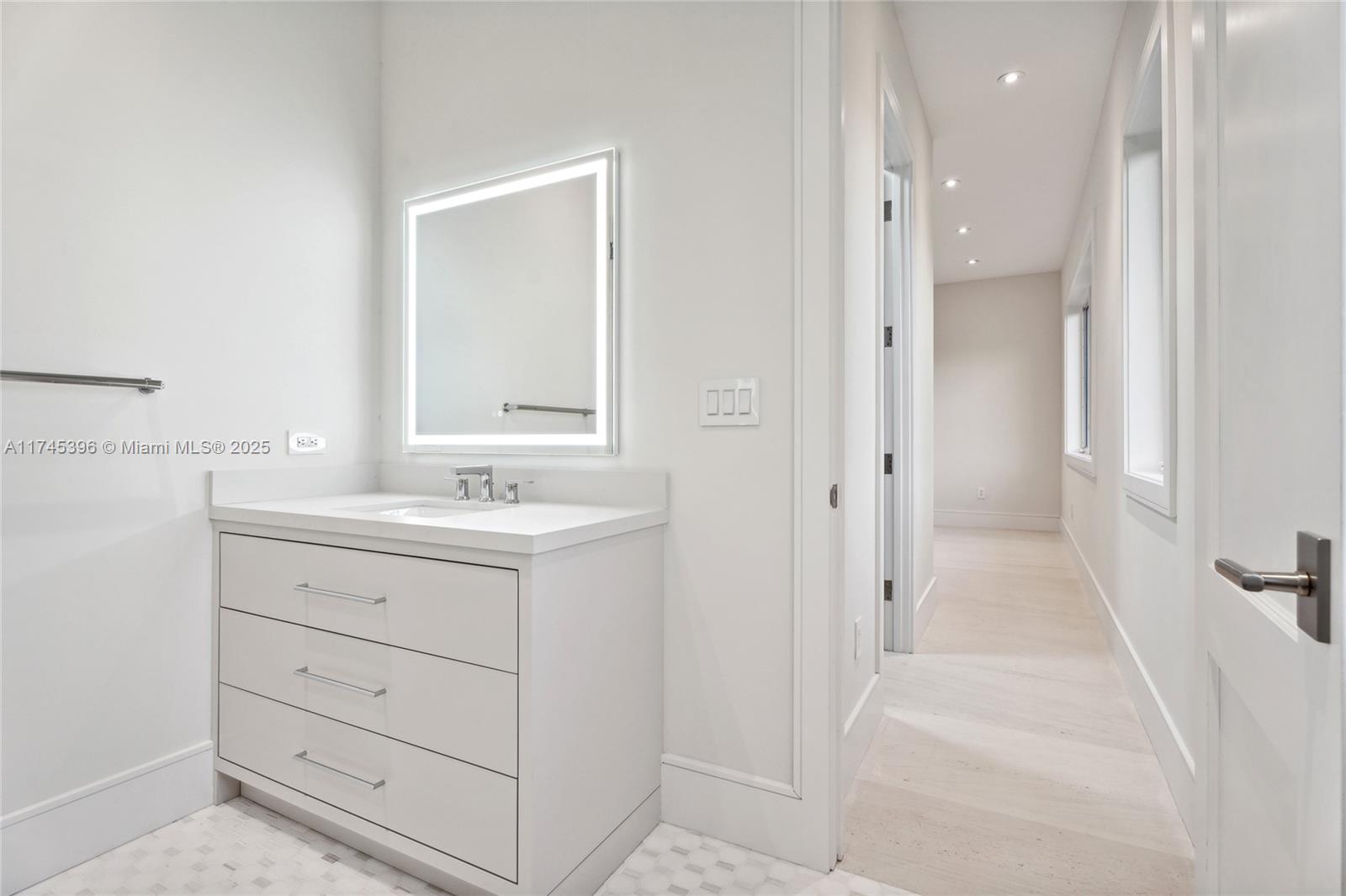 SOUTH MITCHELL MANORS - Residential