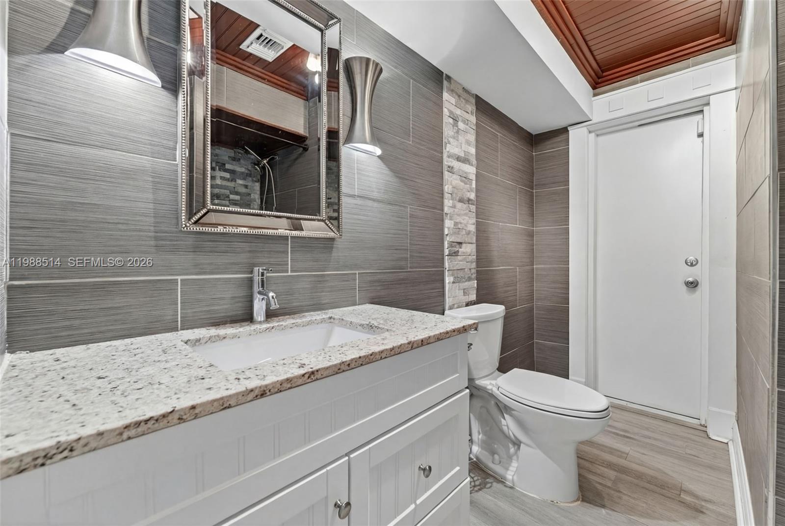 SUNRISE GOLF VILLAGE SEC - Residential