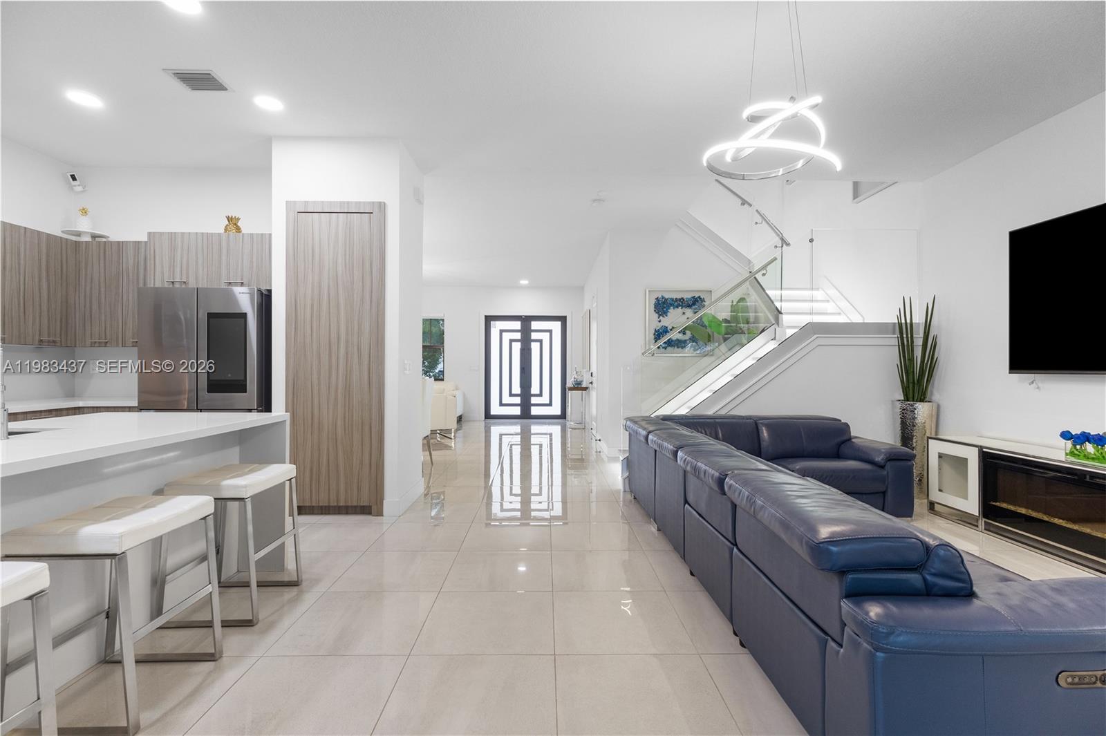 MARBELLA - Residential Lease