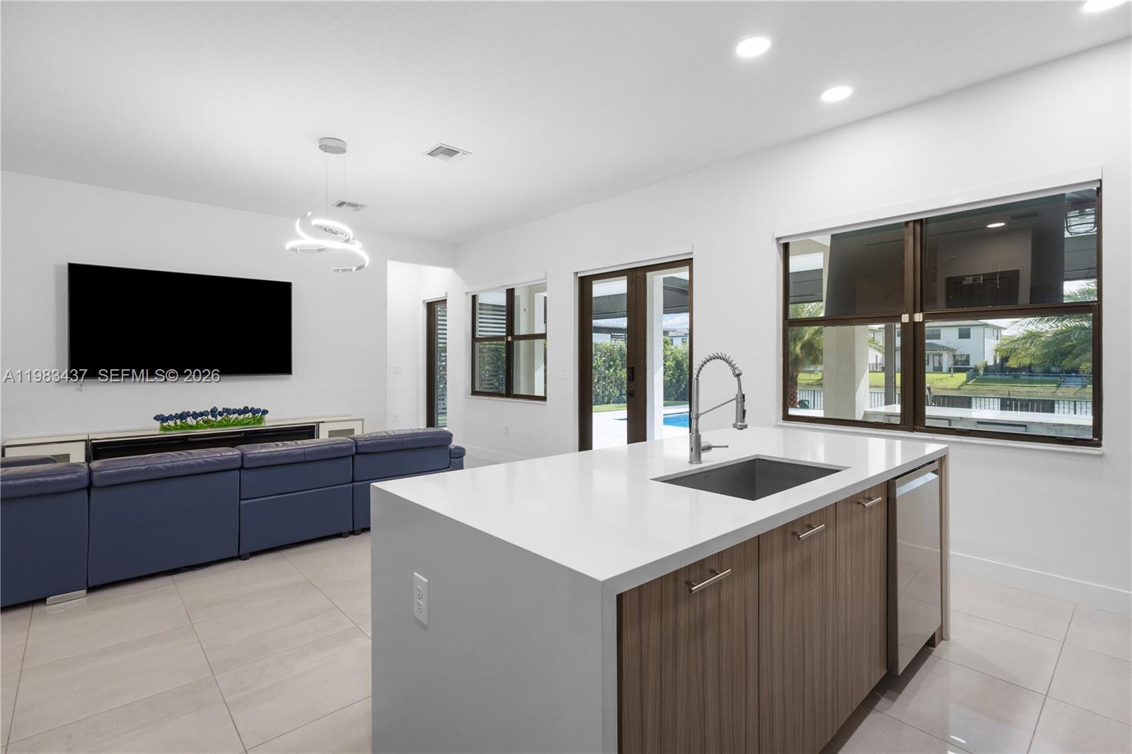 MARBELLA - Residential Lease