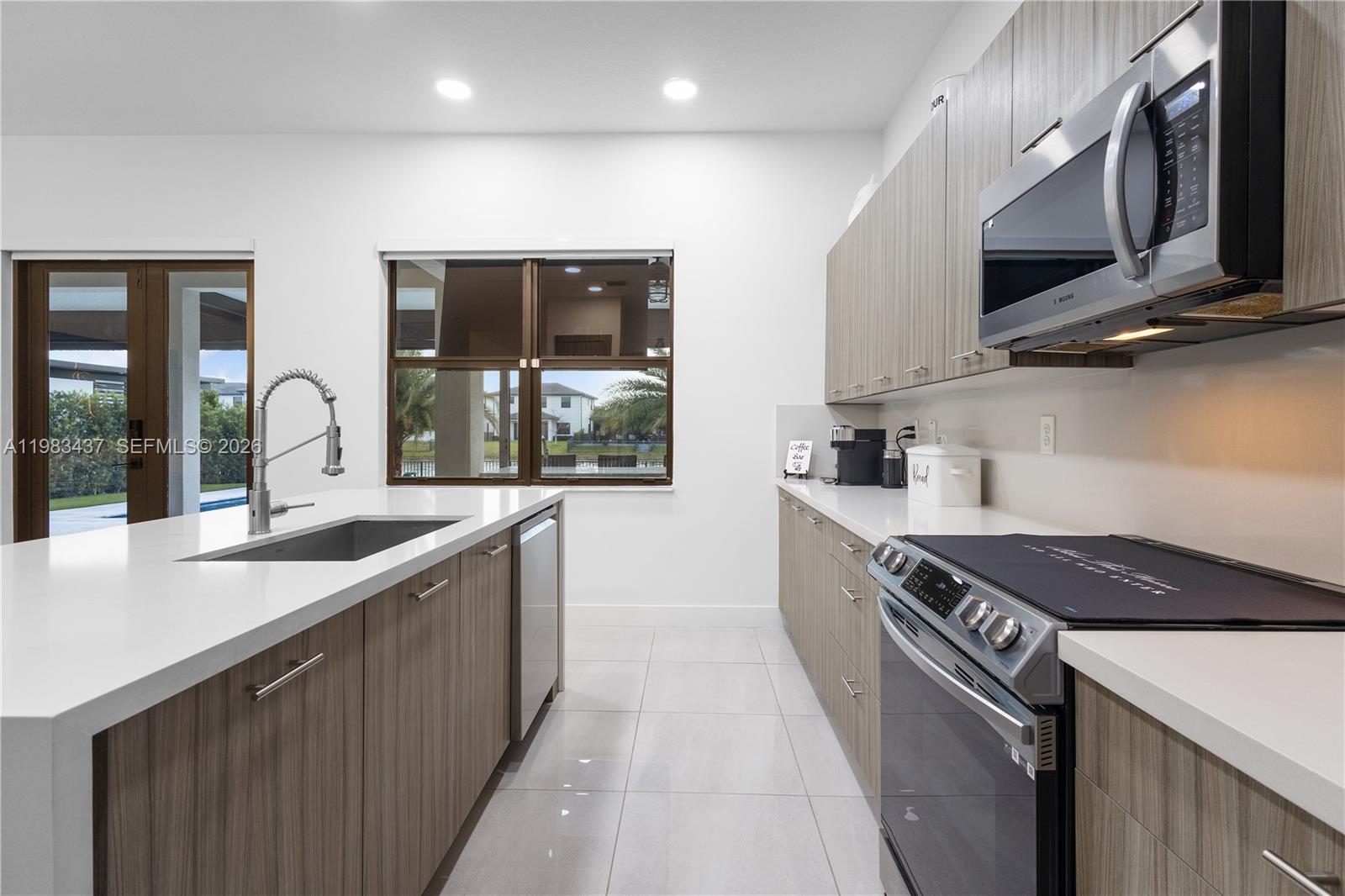 MARBELLA - Residential Lease