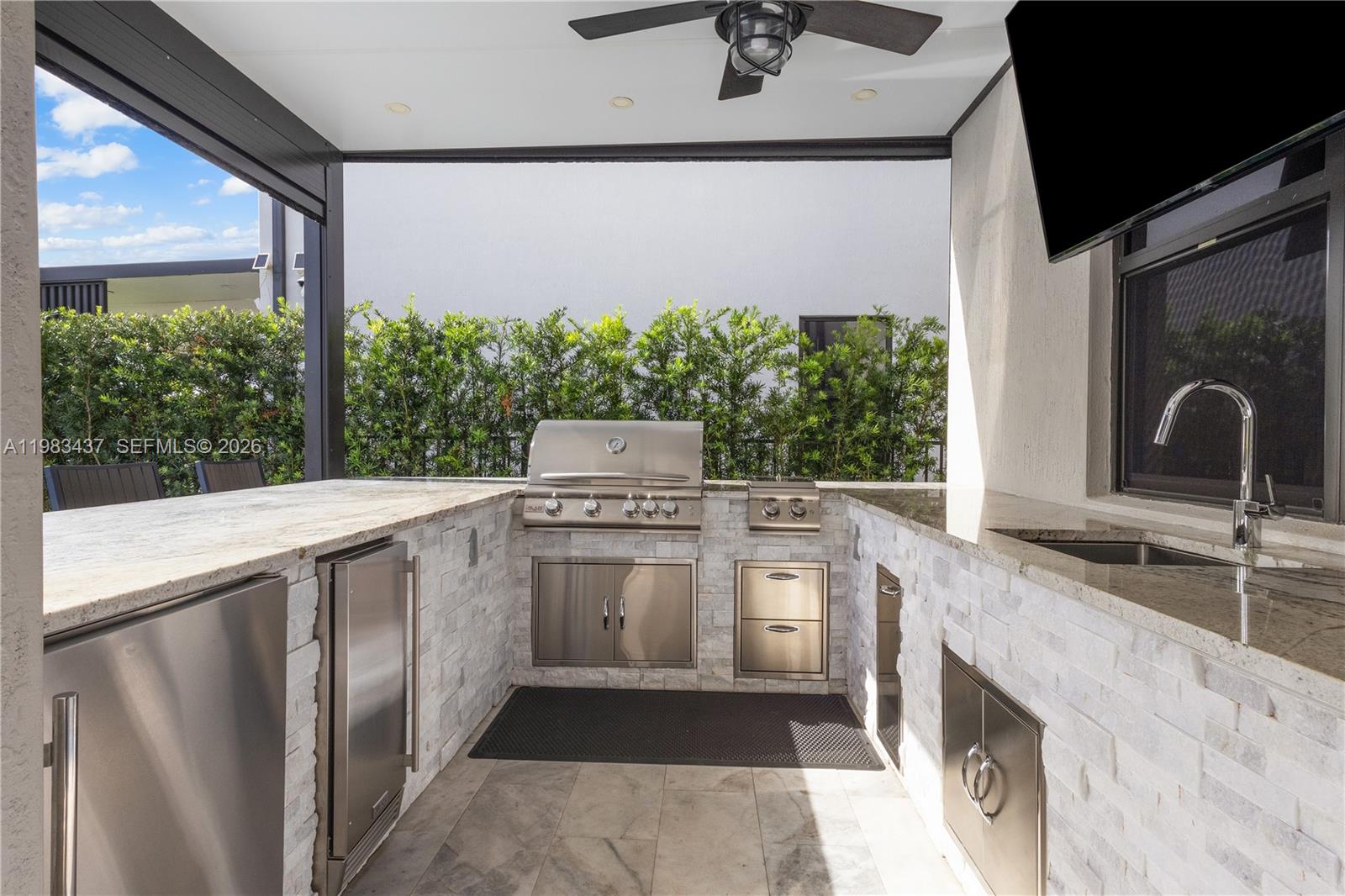 MARBELLA - Residential Lease