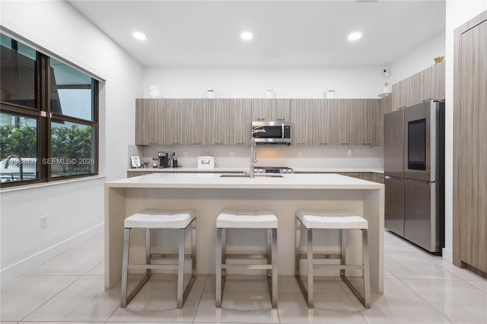 MARBELLA - Residential Lease