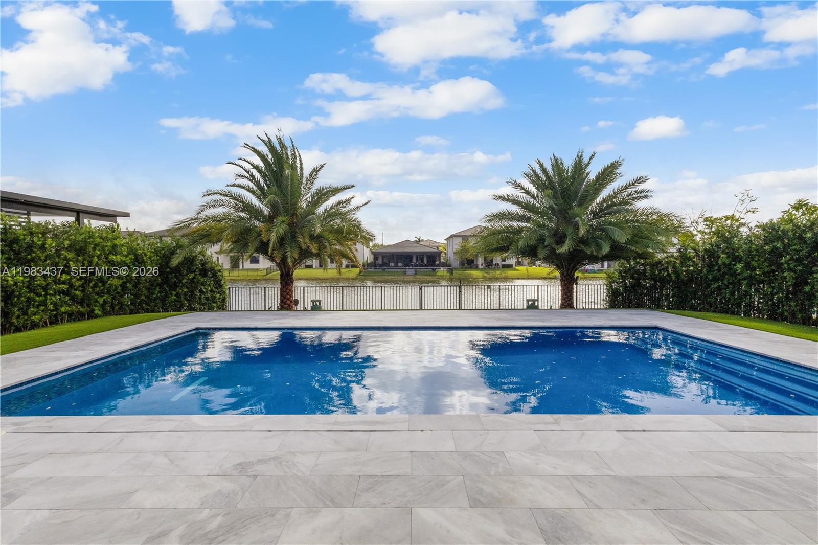 MARBELLA - Residential Lease