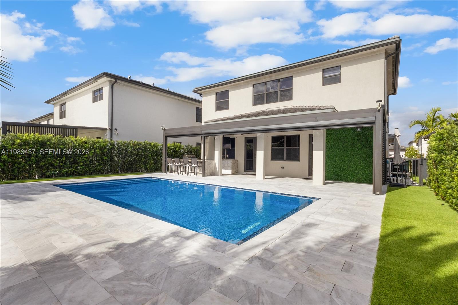 MARBELLA - Residential Lease