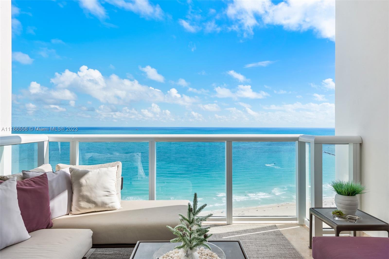 CONTINUUM ON SOUTH BEACH - Residential