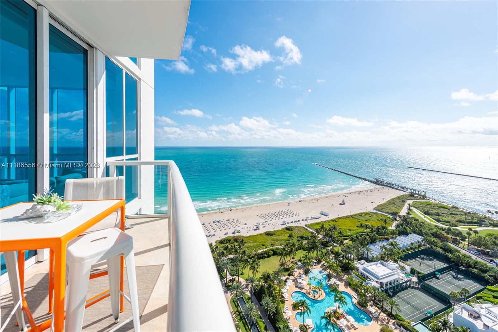 CONTINUUM ON SOUTH BEACH - Residential